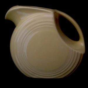 FIESTA DISC PITCHER Light Yellow 64oz NEW